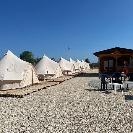 Meme Glamping Hotel Corbu  Exterior photo